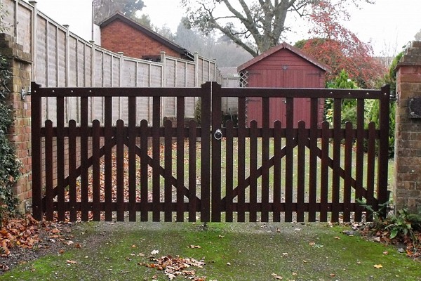 Clyst Entrance Gate