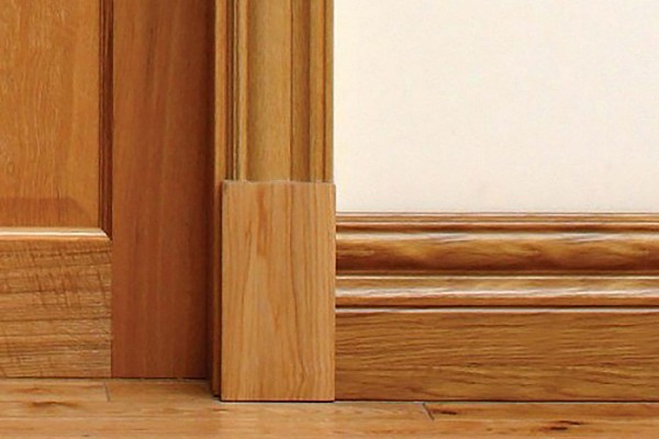 American White Oak Skirting And Architrave